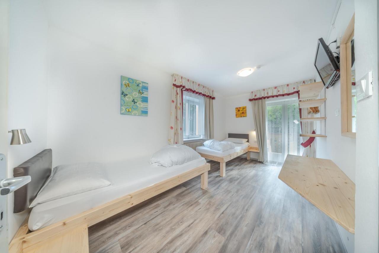 Garni Hotel Melissa Кастелрото Екстериор снимка